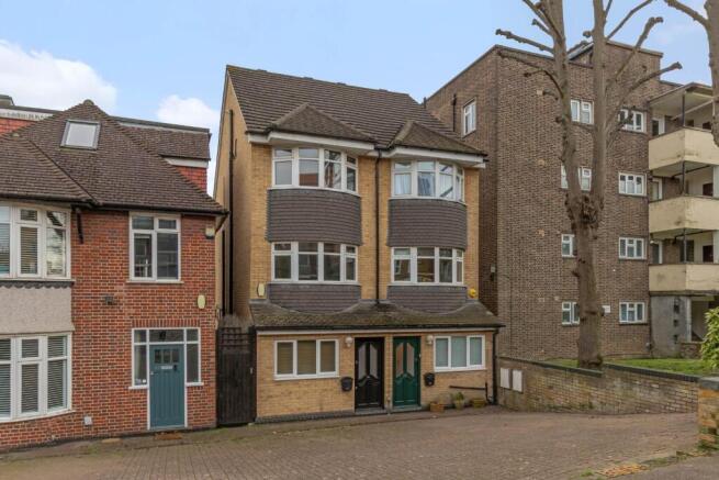 58 St Germans Road, SE23 - 16.jpg