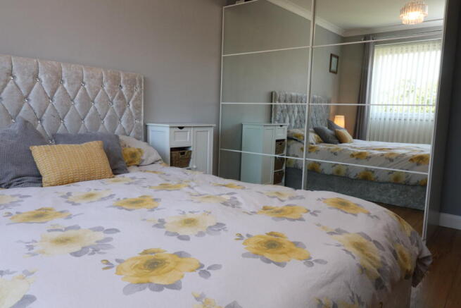 ADDITIONAL PHOTO OF MAIN BEDROOM
