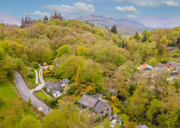 Aerial View of Iv...