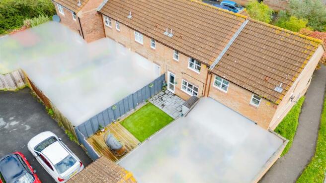 14 Potterton Close-03.jpg