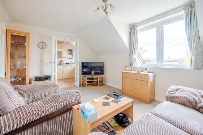 Eden Court, Bletchley, MK2 photo 4