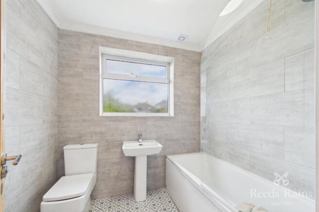 3 bed Semi-Detached for sale Image 11