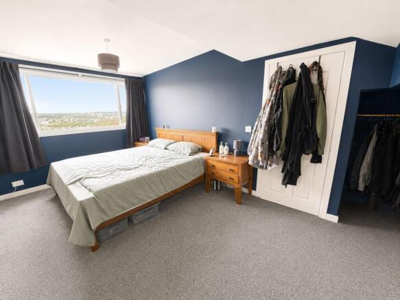 2 bed Terraced for sale Image 6