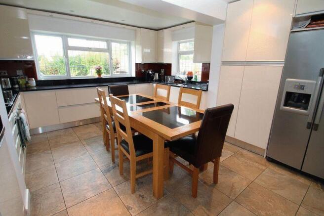 Kitchen/Breakf...