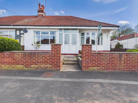 2 bed Semi-Detached Bungalow for sale in bridlington