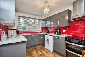 10, Chichester Walk, Newport PO30 2BE
