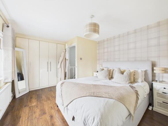 2 bed Semi-Detached for sale Image 12