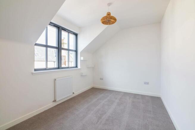 MFL9236434_836.jpg