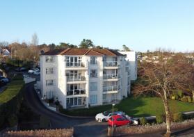 Flat 10, Panorama, Livermead Hill, Torquay TQ2 6PZ