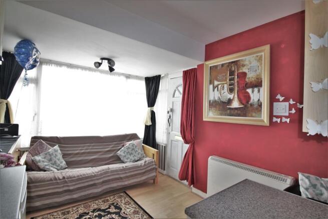 Lounge / Kitchen