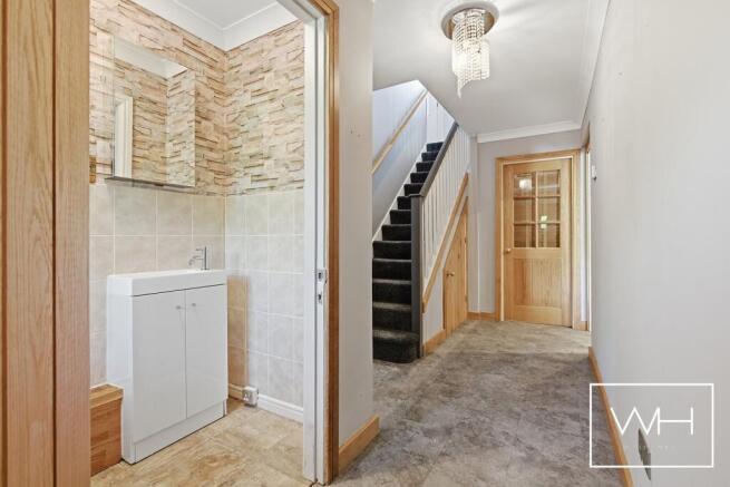 4 bed Detached for sale Image 12