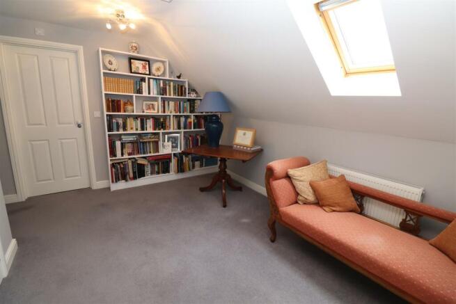Spacious Landing-cum-Library Area