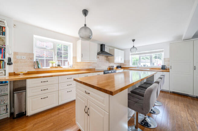 1328196-11-6877c4...