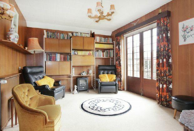 FAMILY ROOM/BEDROOM