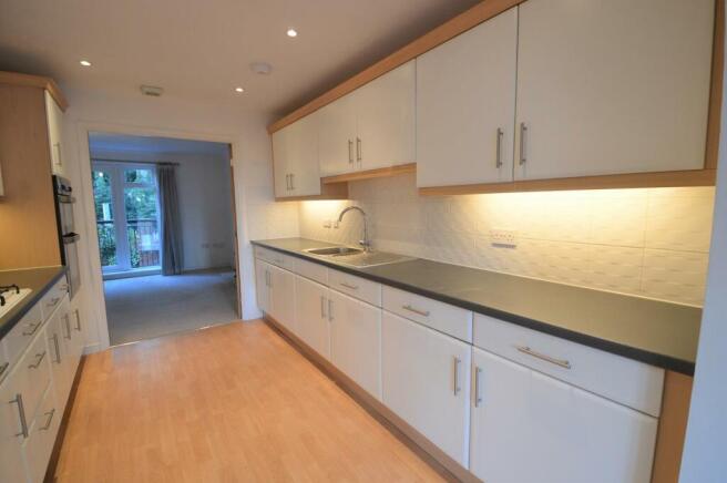 Kitchen 1.JPG