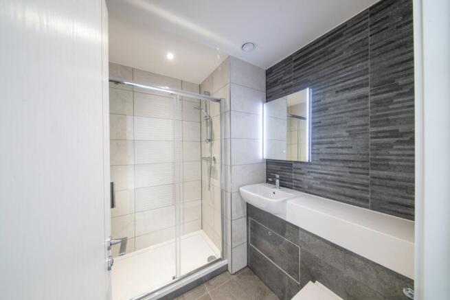 En-suite Bathroom