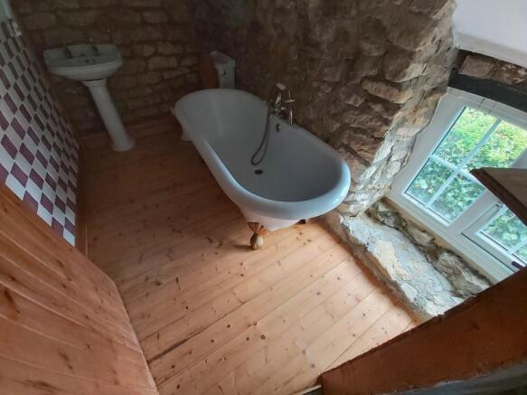 Photo 11