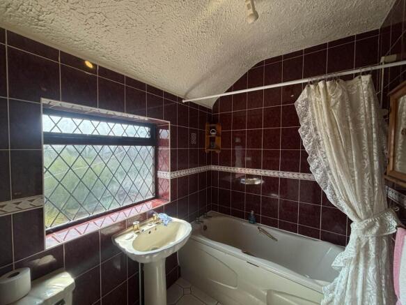 2 bed Terraced for sale Image 11