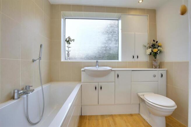 Bathroom.jpg