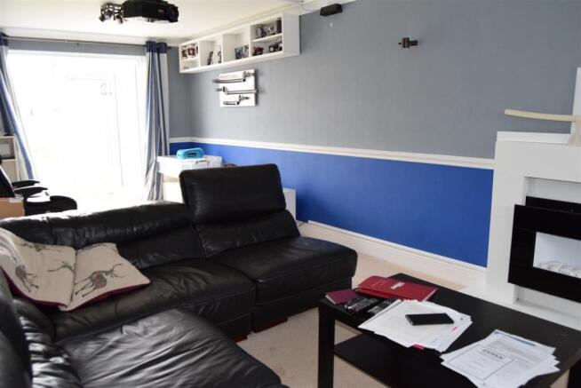 Lounge Second Picture