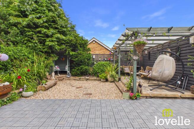 4 bed Detached for sale Image 4