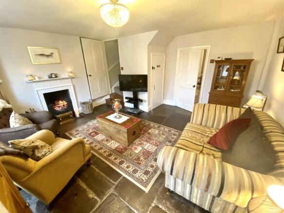 SITTING ROOM