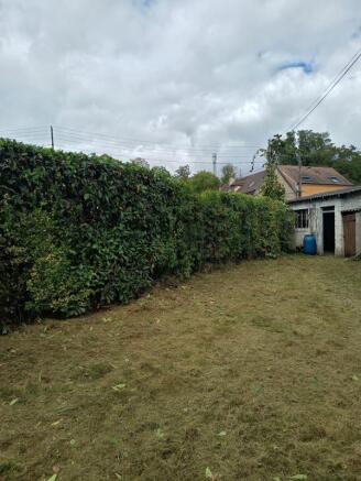 Terrain vers garage