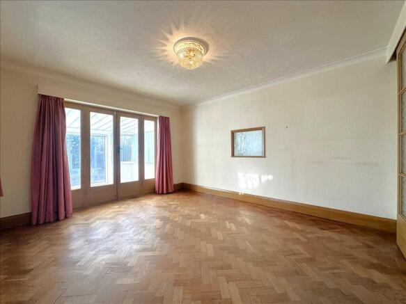 3 bed Bungalow for sale Image 5
