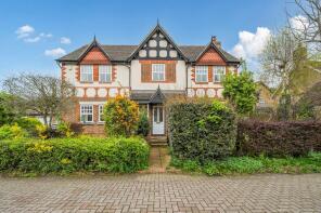 10, Barn Close, Oxford OX2 9JP