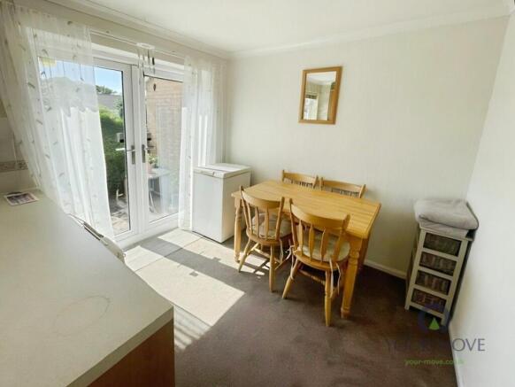 2 bed Semi-Detached for sale Image 11