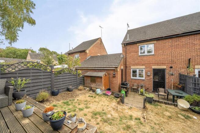 Hunt Close, Towcester, NN12 photo 4