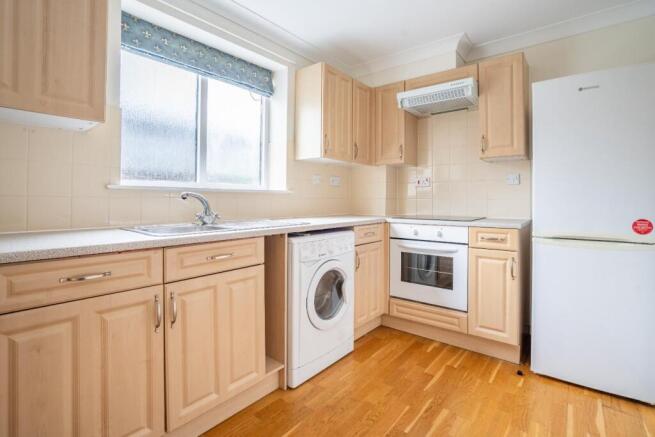 3 bed Terraced for sale Image 6