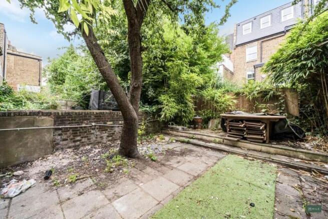 33 Warbeck Road -...