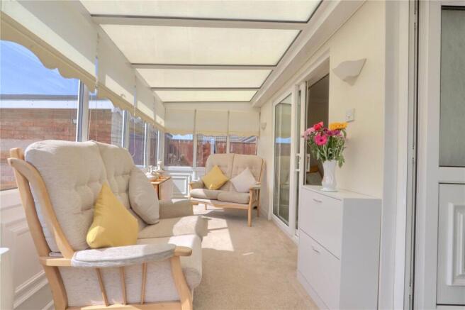 3 bed Bungalow for sale Image 12