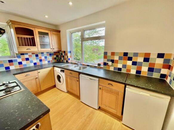 12a The Walk Kitchen.jpg