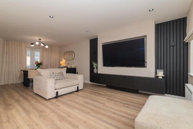 45 rosemont place  G78 1FE  Barrhead-5