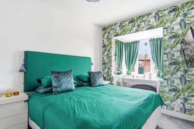 4 bed Semi-Detached for sale Image 12
