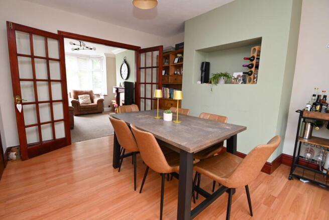 3 bed Semi-Detached for sale Image 4