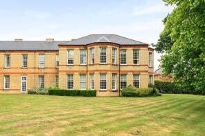Flat 14, Wellesley House, Horton Crescent, Epsom KT19 8BQ
