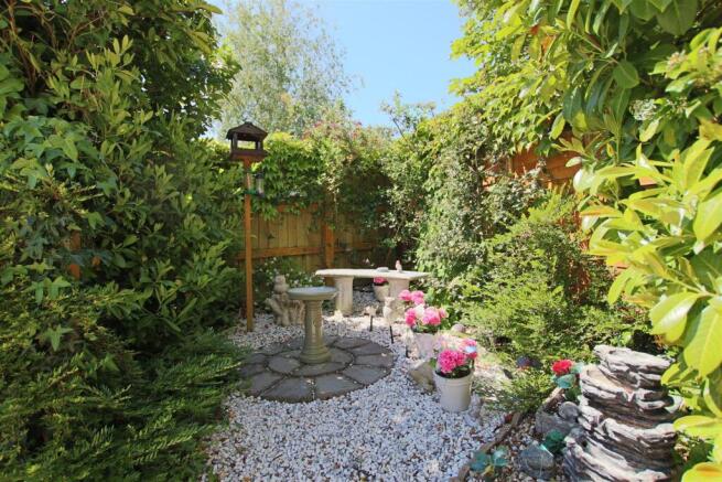 Garden..JPG