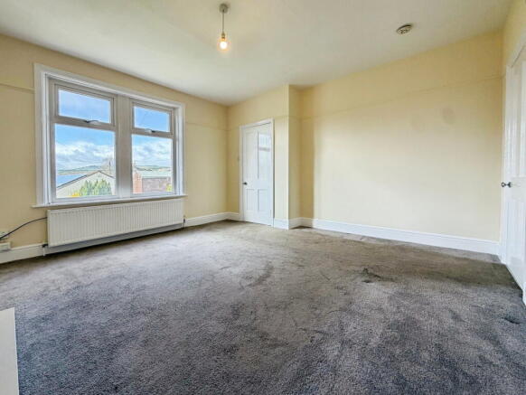3 bed Terraced for sale Image 4