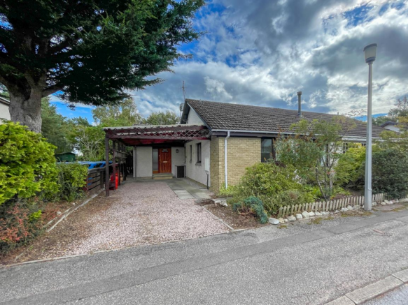 Driveway & Parking