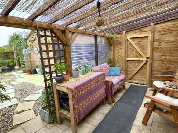 VERANDA TO GARDEN.jpg