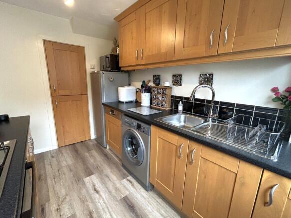 3 bed Detached for sale Image 8