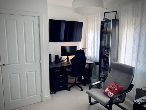 Photo 9