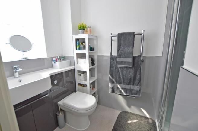 Ensuite best.jpg