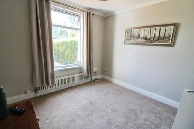3 bed Terraced for sale Image 5