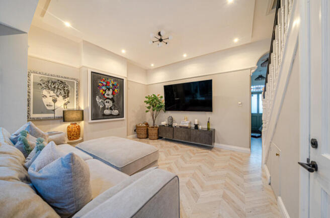 1410833-10-698e1e...