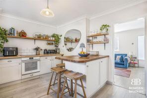 11, Burrow Road, Chigwell IG7 4HE
