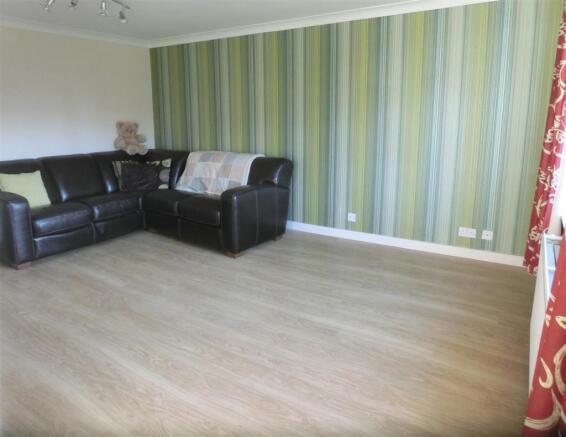 lounge2.jpg